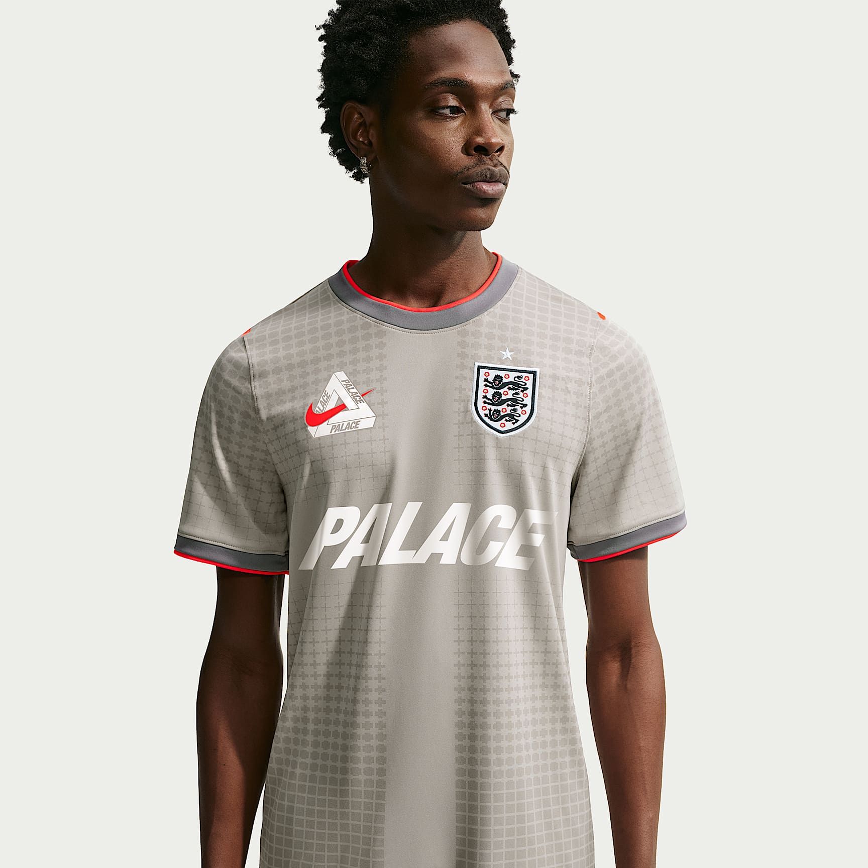 England x Palace Men's Academy Pro Short-Sleeved Football Top. Nike CA